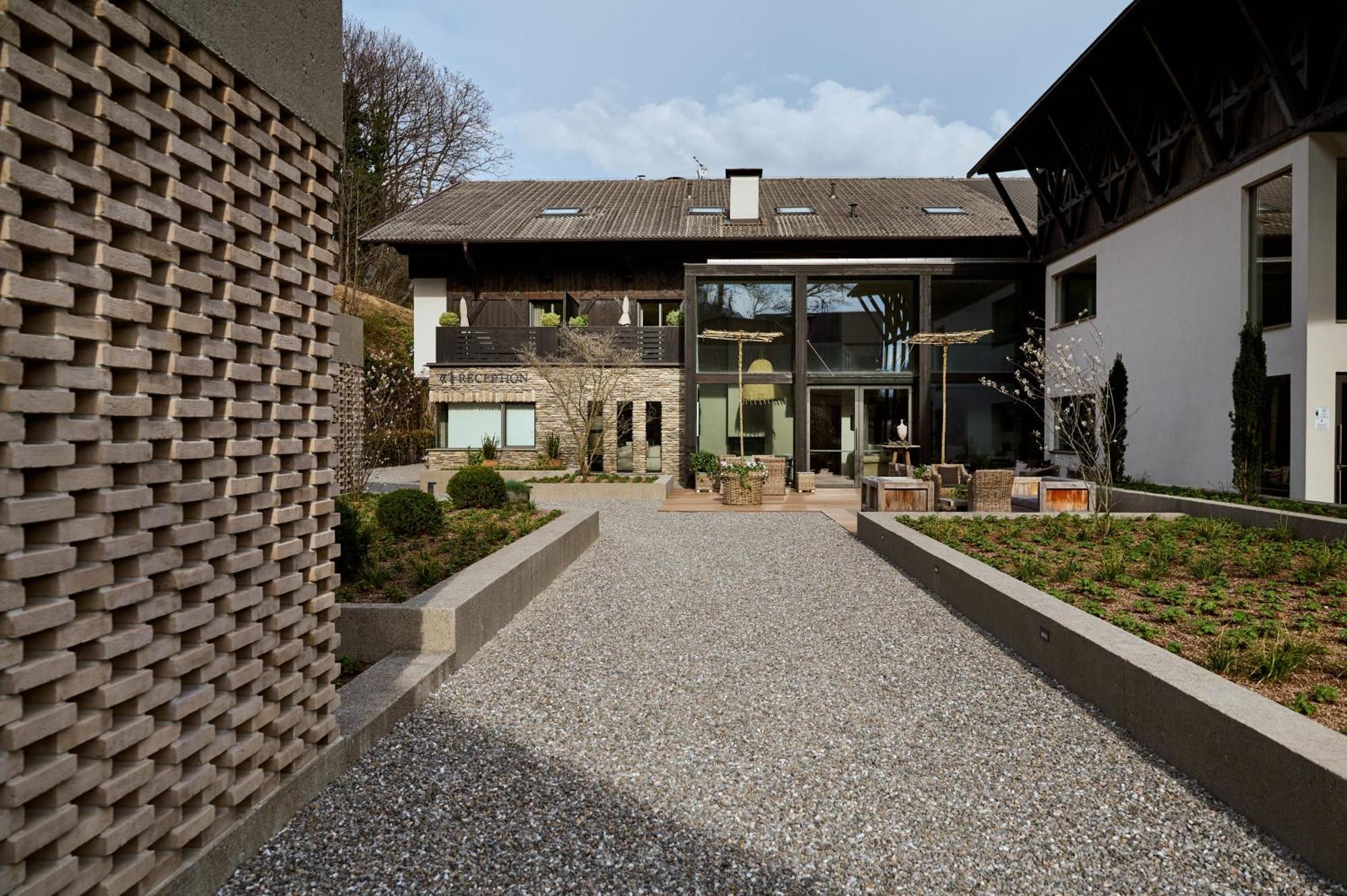 Hotel Kueglerhof Tirolo Exterior photo
