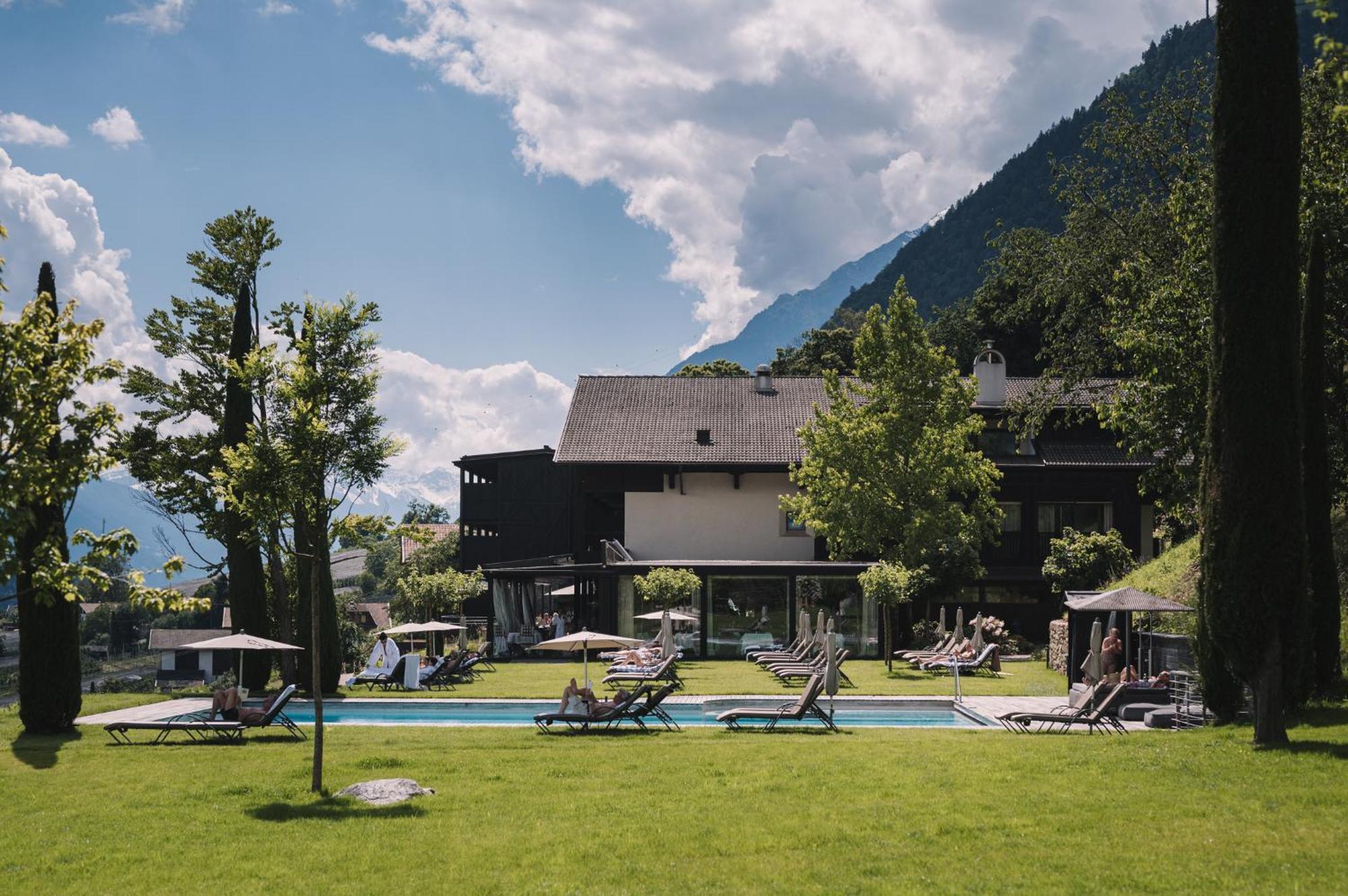 Hotel Kueglerhof Tirolo Exterior photo